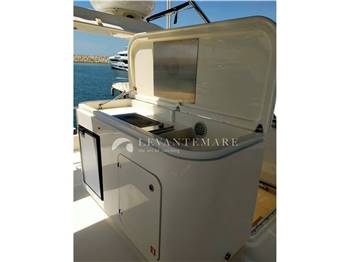 Ferretti 630