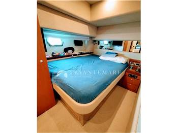 Ferretti 630