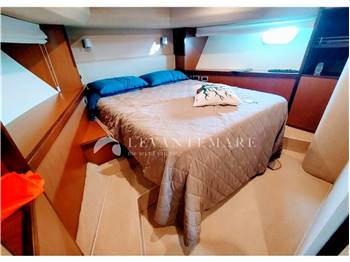 Ferretti 630