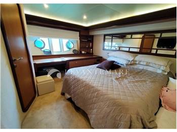Ferretti 630