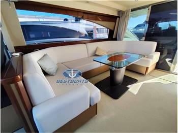 Princess Yachts v 65