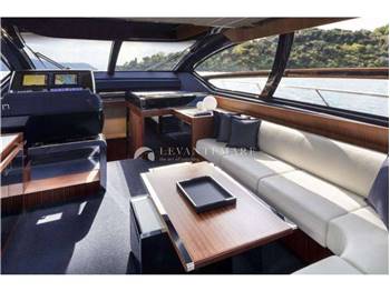 RIVA Ribelle 66