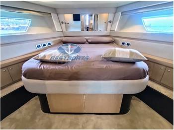 Ferretti SpA Ferretti 560