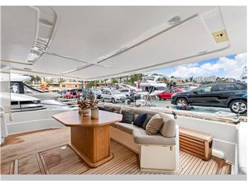 Ferretti Ferretti 810