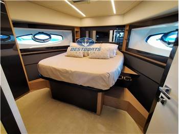Pershing Pershing 70