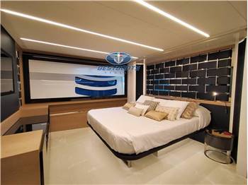 Pershing Pershing 70