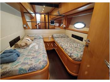 Pershing YACHT - PERSHING 76