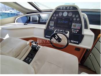 Pershing YACHT - PERSHING 76