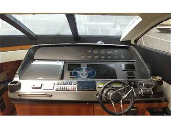 Sunseeker Predator 62