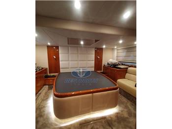 Sunseeker Predator 62