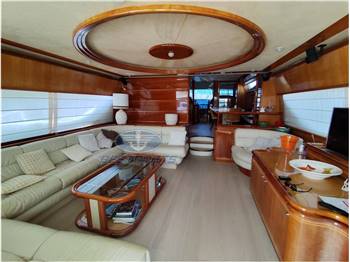 Ferretti Ferretti 810