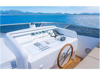 Cantieri di Pisa Akhir 85