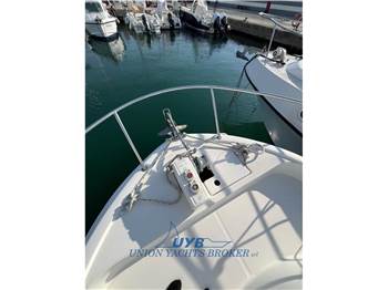 Beneteau Antares 760