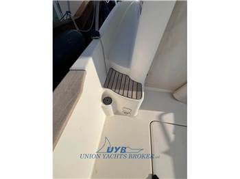 Beneteau Antares 760