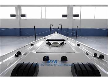 Italia Yachts IY 9.98 NEXTGEN
