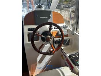 Jeanneau Merry Fisher 925