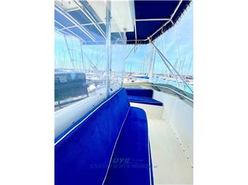 Hatteras 41 Convertible