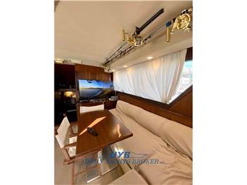 Hatteras 41 Convertible