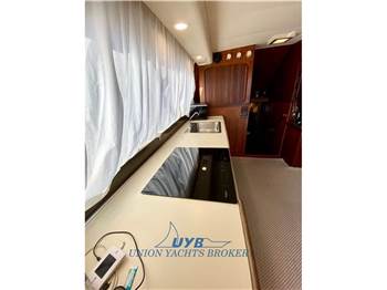 Hatteras 41 Convertible