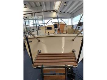 Dufour Yachts 4800