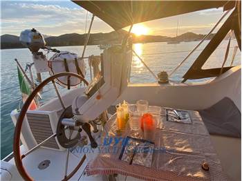 Beneteau OCEANIS 323