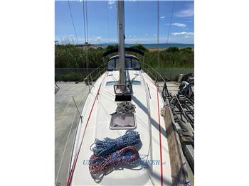 Beneteau OCEANIS 323