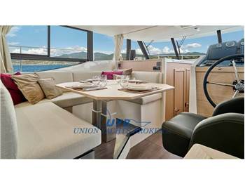 Beneteau Swift trawler 48