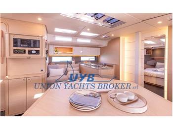 Dufour Yachts 48