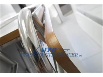 Italia Yachts Italia 9.98 Fuoriserie