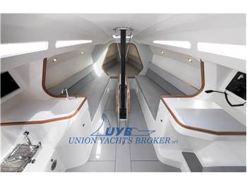 Italia Yachts Italia 9.98 Fuoriserie