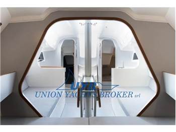 Italia Yachts Italia 9.98 Fuoriserie