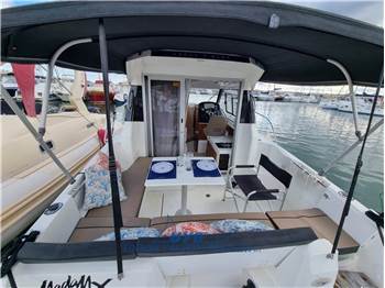 Jeanneau Merry Fisher 795