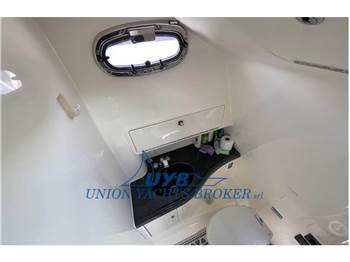 Boston Whaler BOSTON 305 CONQUEST