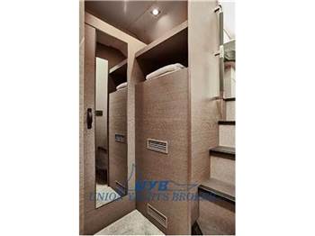 Prestige Prestige  F 4.3