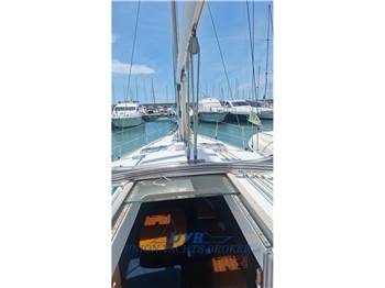 Beneteau Oceanis 393
