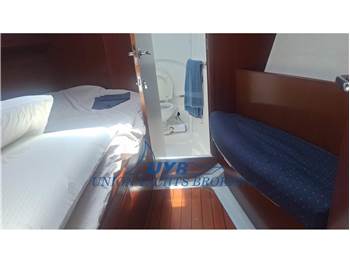 Beneteau Oceanis 393