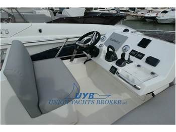 Prestige Prestige 460 Fly
