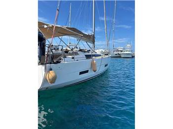 Dufour Yachts 390 Grand Large