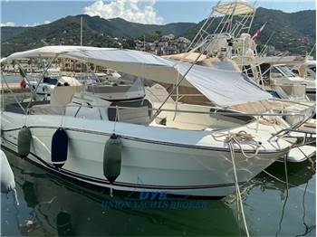 Jeanneau Cap Camarat 9.0 CC