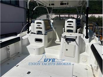 Boston Whaler BOSTON 305 CONQUEST