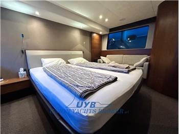 Princess Yachts 52