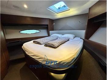 Princess Yachts 52