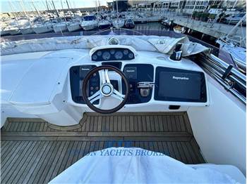 Princess Yachts 52