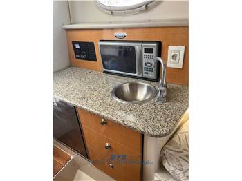 Robalo R 265