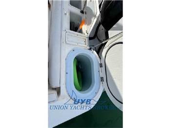 Wellcraft Marine SCARAB 35