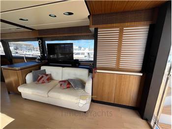 Azimut Magellano 66