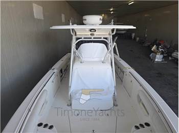 Boston Whaler OUTRAGE 320