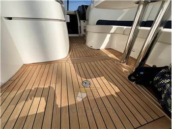 Princess Yachts V 48