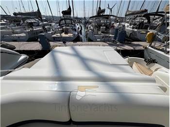 Princess Yachts V 48