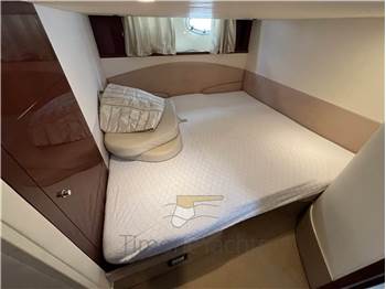 Princess Yachts V 48